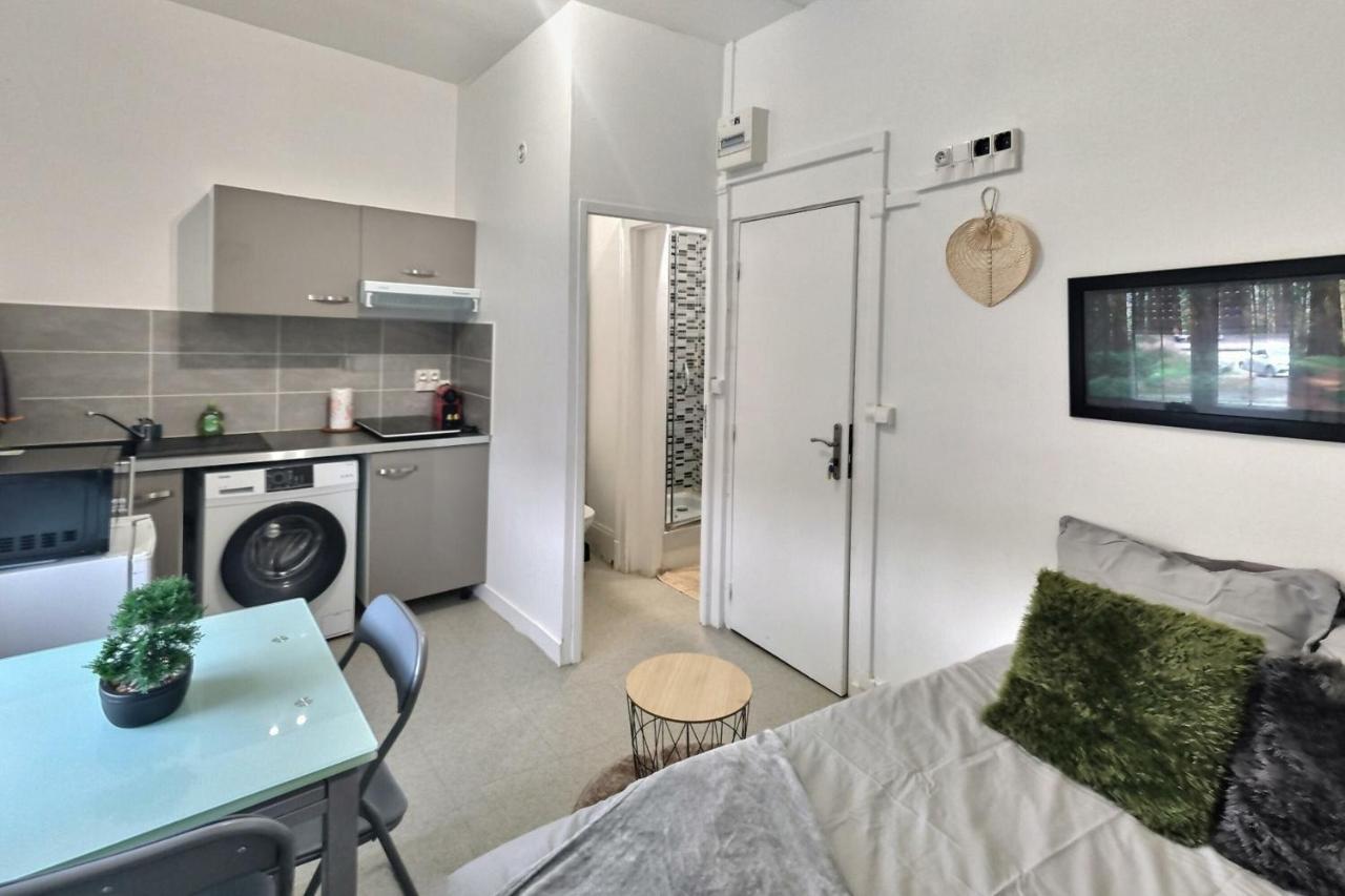 Superbe Studio 3 Face Gare Évreux Екстериор снимка